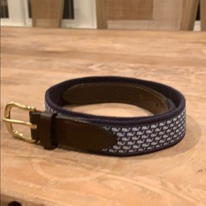 VV Whale Belt size 28 - excellent condition